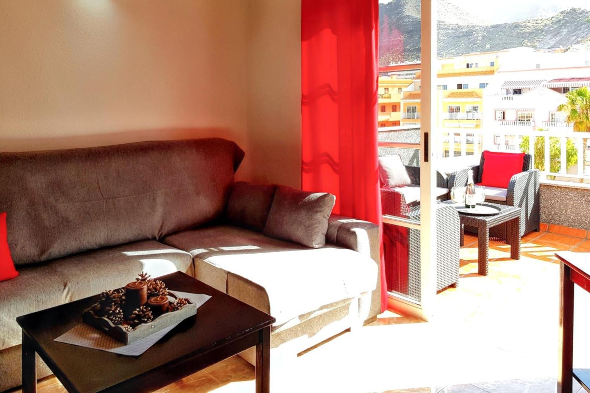 Modern Mountain View Apartment Puerto de Santiago Puerto de Santiago  Exterior photo