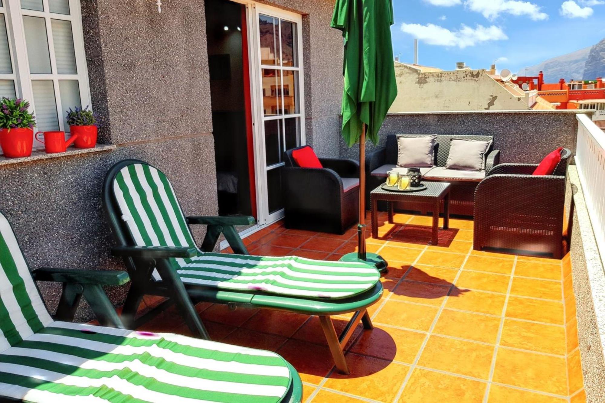 Modern Mountain View Apartment Puerto de Santiago Puerto de Santiago  Exterior photo